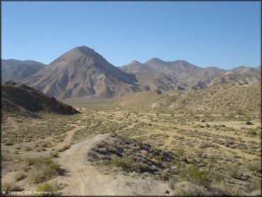 Jawbone Canyon Trail