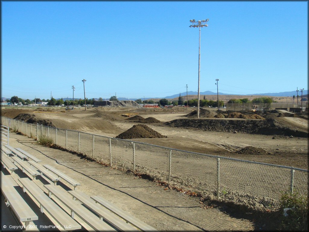 Amenities example at 408MX Track